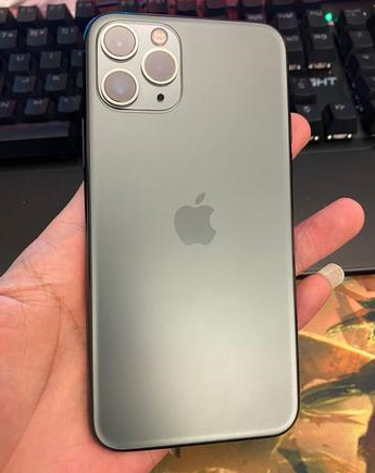 长海苹果维修点分享iPhone 11 Pro黑屏小众故障解析 